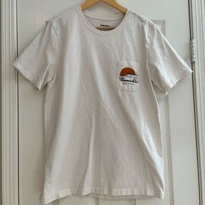 Men’s Taylor Stitch Surf T-Shirt (size 40)
